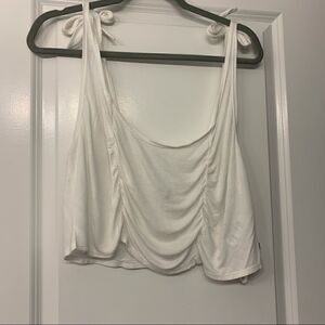 🔥‼️Ruched Front White Tank‼️🔥 